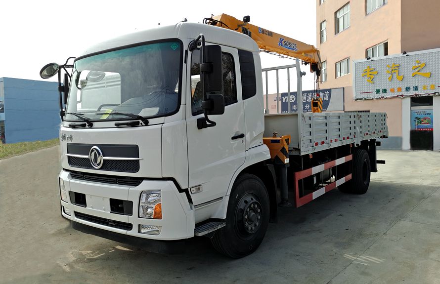 廠家解析：東風(fēng)天錦徐工8噸隨車吊價(jià)格